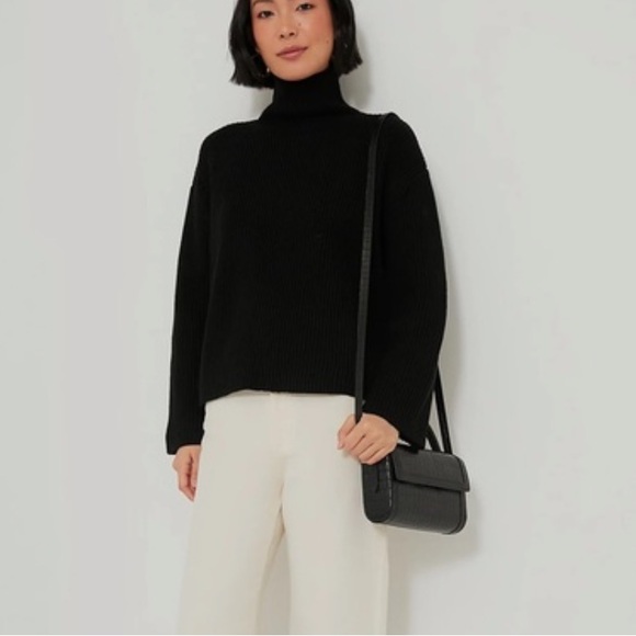 Tuckernuck Sweaters - Tuckernuck Pomander Place Black Knit Helen Sweater